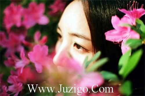 写一段心痛的话短句 读完已泣不成声虐心(89句)