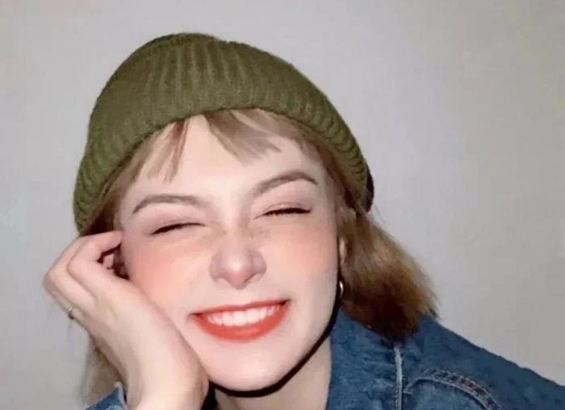 打动女孩子的真心话，女孩子感动到哭的话